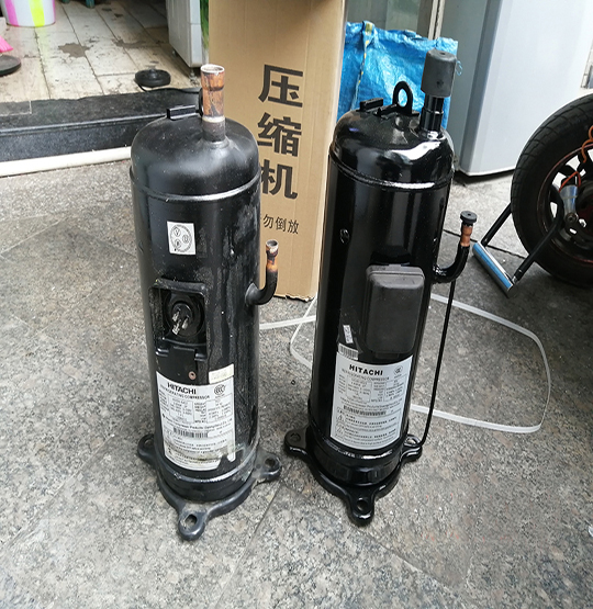鹤庆中央空调压缩机的更换维修